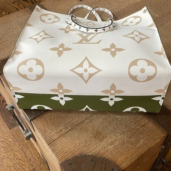 Preowned Louis Vuitton on the go khaki taupe large bag shopper - Picture 5 of 14